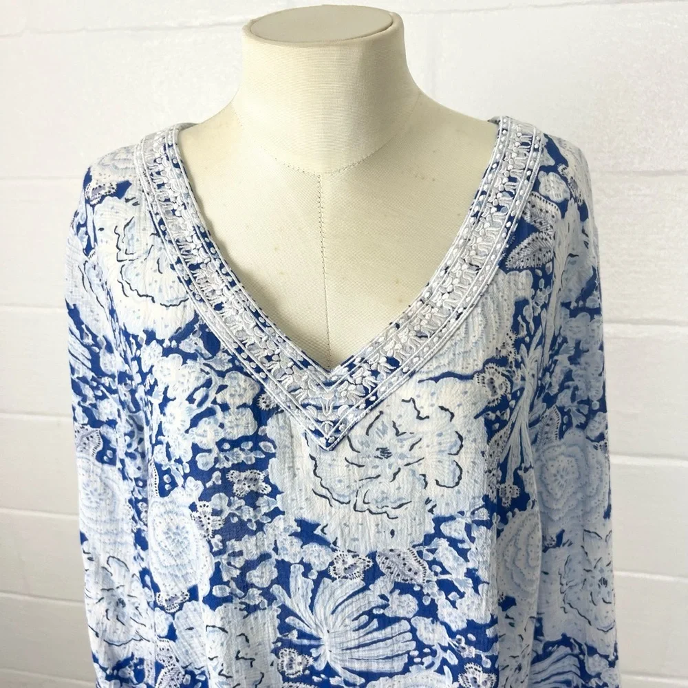 Lands End beachy cover up size L semi-sheer embroidered neckline 3/4‎ sleeve